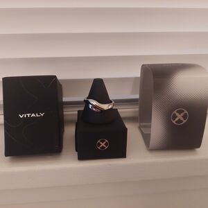 NWT Vitaly Quiver Stainless Steel Silver Wave Ring Size 11